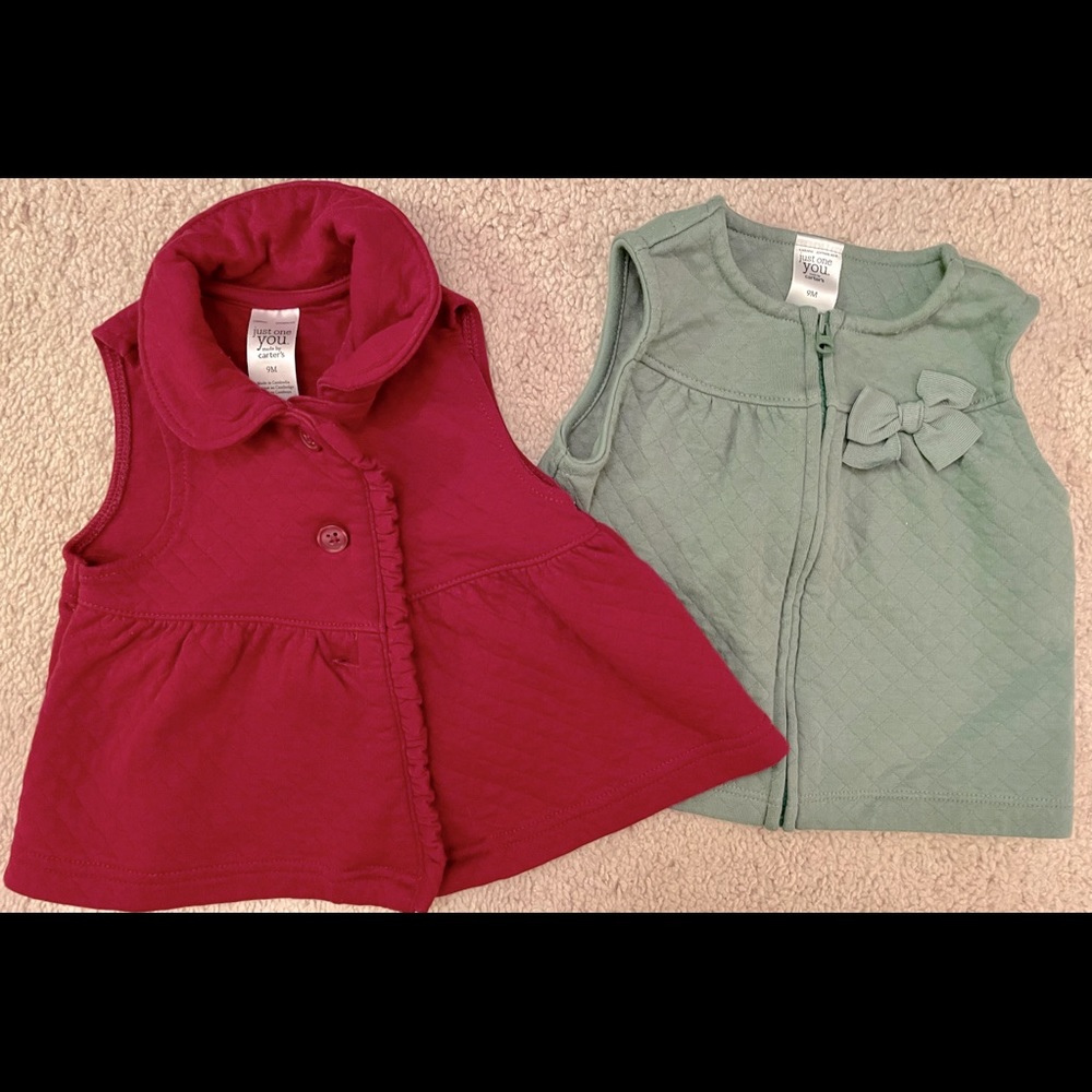 Carter’s baby girl vests size 9 mos